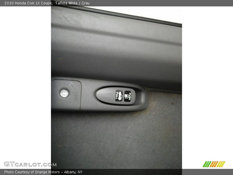 Taffeta White / Gray 2010 Honda Civic LX Coupe