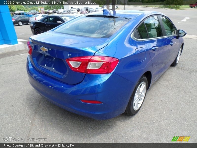 Kinetic Blue Metallic / Jet Black 2016 Chevrolet Cruze LT Sedan