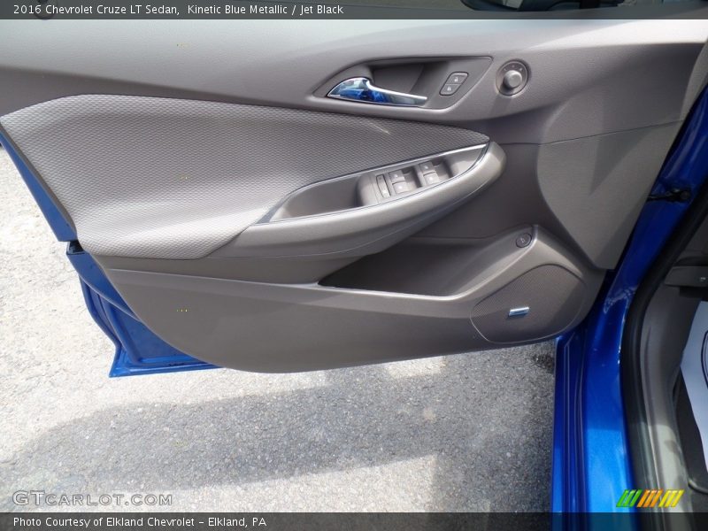 Kinetic Blue Metallic / Jet Black 2016 Chevrolet Cruze LT Sedan