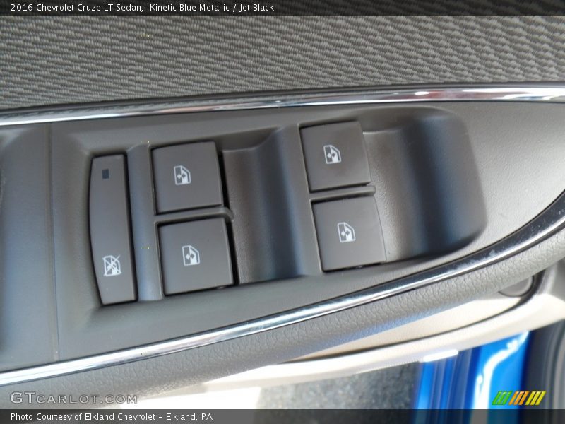 Kinetic Blue Metallic / Jet Black 2016 Chevrolet Cruze LT Sedan