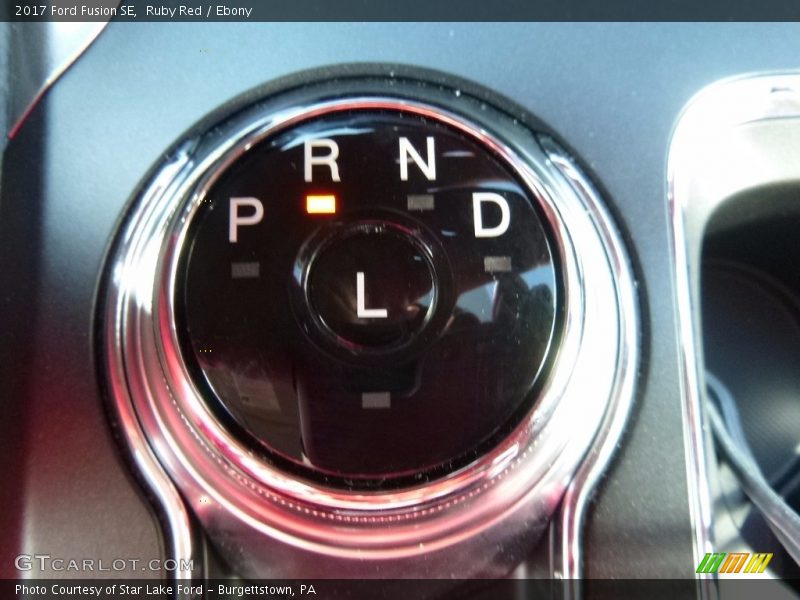  2017 Fusion SE 6 Speed Automatic Shifter