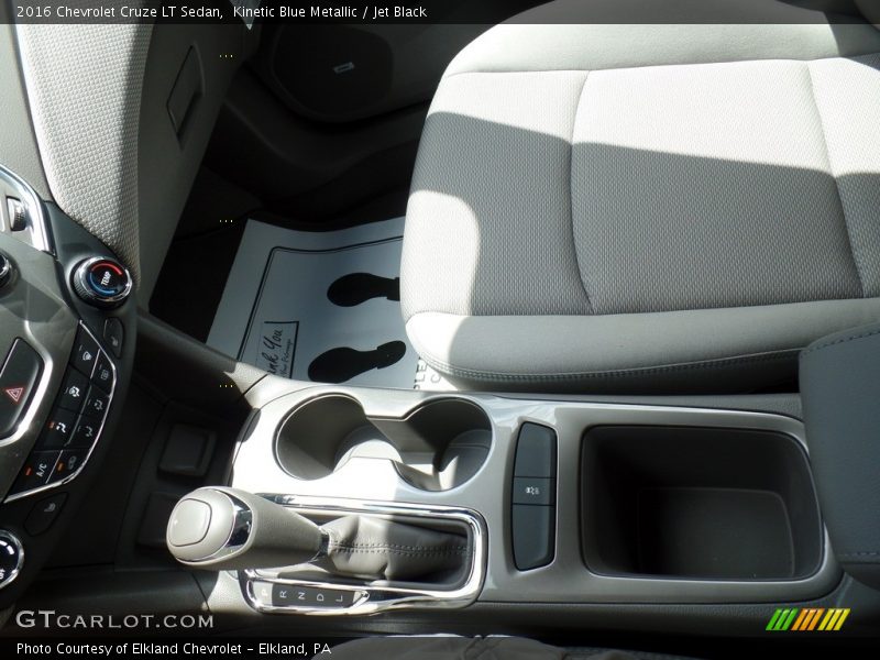 Kinetic Blue Metallic / Jet Black 2016 Chevrolet Cruze LT Sedan