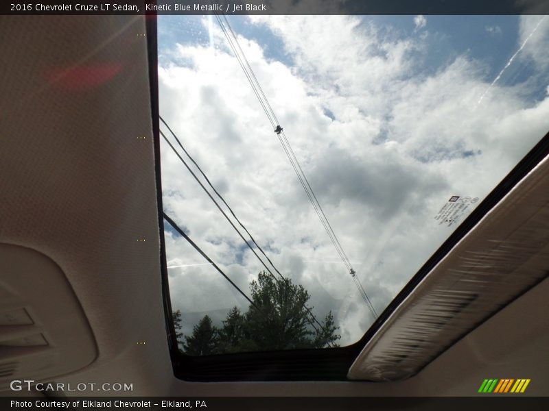 Kinetic Blue Metallic / Jet Black 2016 Chevrolet Cruze LT Sedan