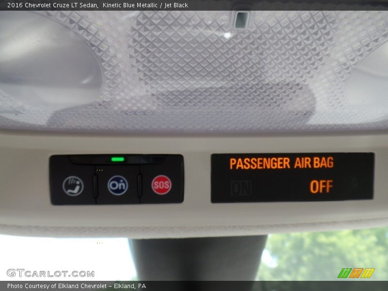 Kinetic Blue Metallic / Jet Black 2016 Chevrolet Cruze LT Sedan