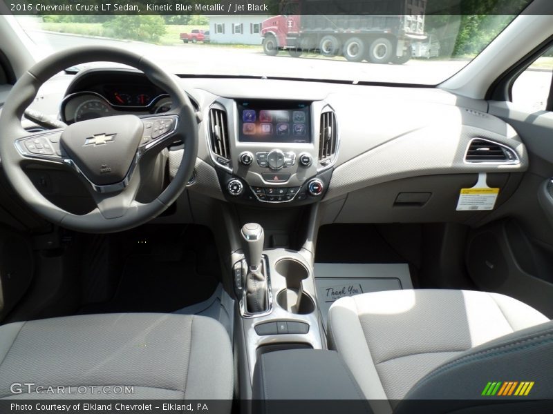 Kinetic Blue Metallic / Jet Black 2016 Chevrolet Cruze LT Sedan