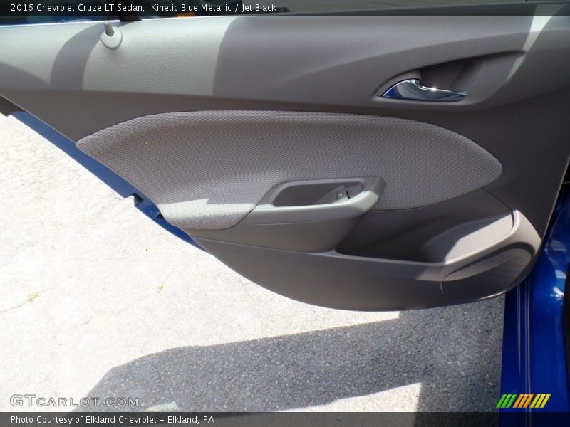 Kinetic Blue Metallic / Jet Black 2016 Chevrolet Cruze LT Sedan