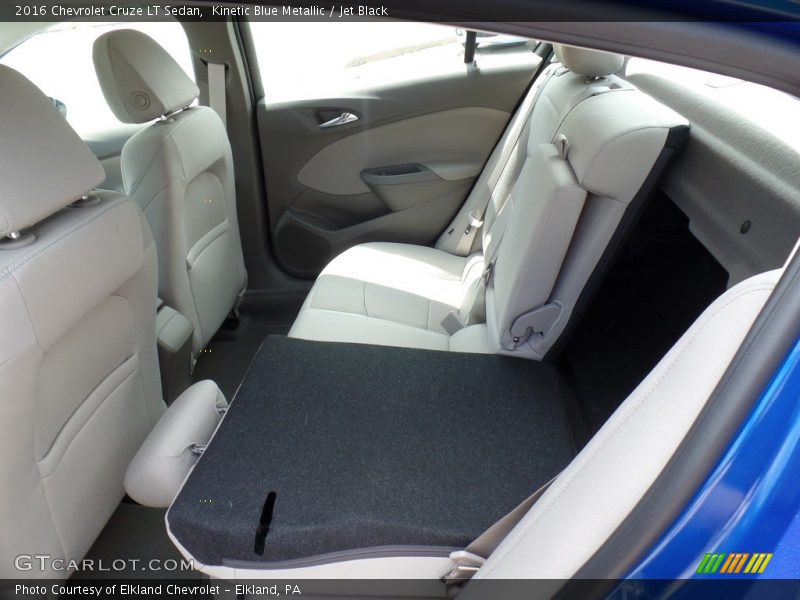 Kinetic Blue Metallic / Jet Black 2016 Chevrolet Cruze LT Sedan