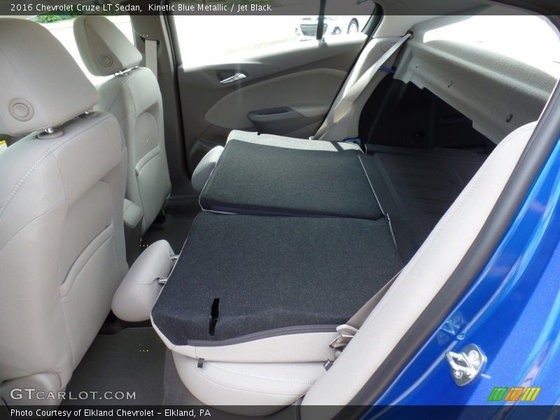 Kinetic Blue Metallic / Jet Black 2016 Chevrolet Cruze LT Sedan