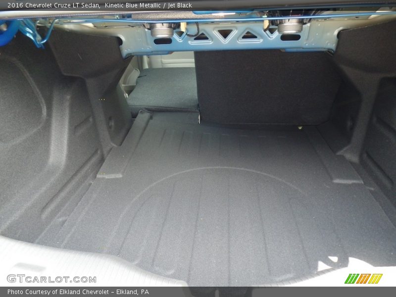 Kinetic Blue Metallic / Jet Black 2016 Chevrolet Cruze LT Sedan