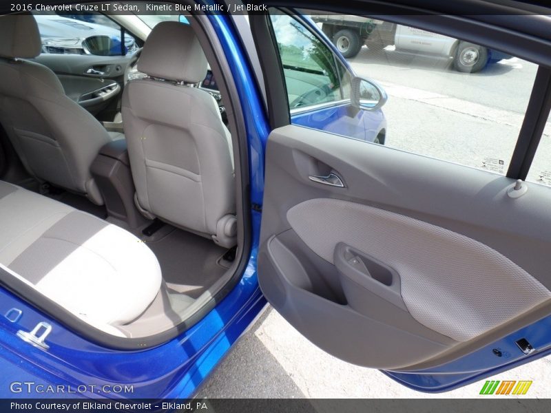 Kinetic Blue Metallic / Jet Black 2016 Chevrolet Cruze LT Sedan