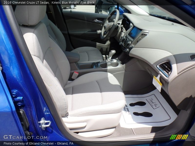 Kinetic Blue Metallic / Jet Black 2016 Chevrolet Cruze LT Sedan