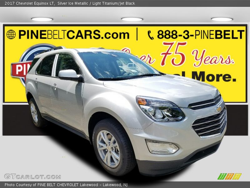 Silver Ice Metallic / Light Titanium/Jet Black 2017 Chevrolet Equinox LT