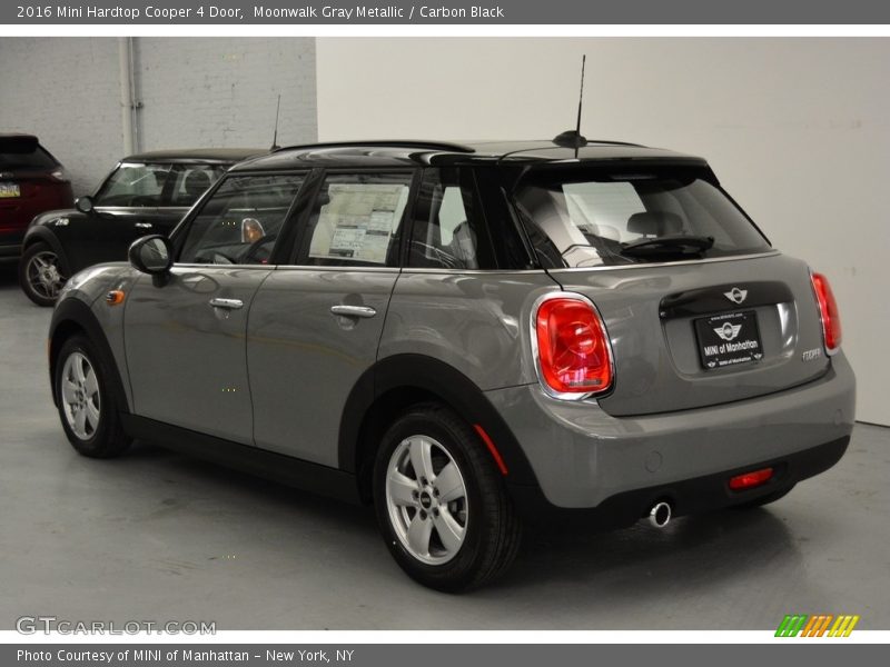 Moonwalk Gray Metallic / Carbon Black 2016 Mini Hardtop Cooper 4 Door
