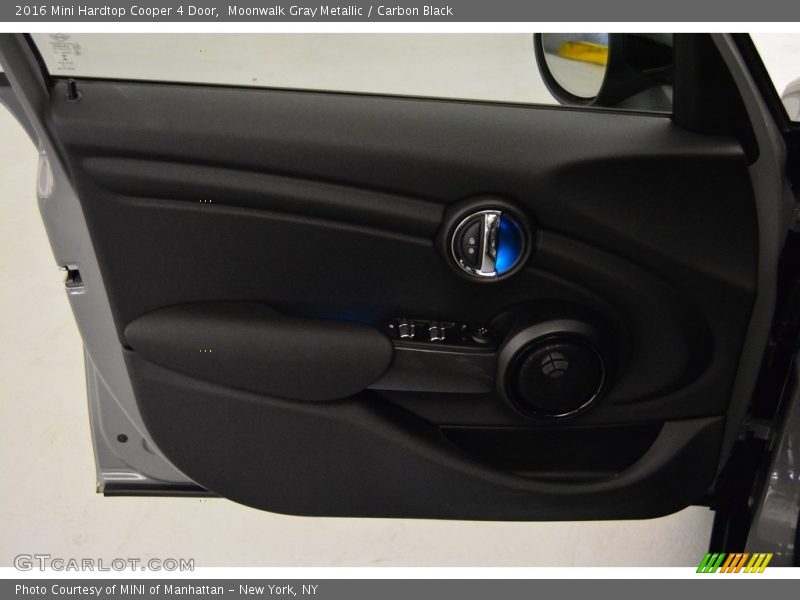 Moonwalk Gray Metallic / Carbon Black 2016 Mini Hardtop Cooper 4 Door