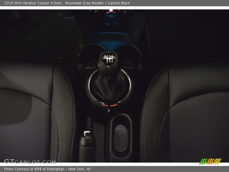 Moonwalk Gray Metallic / Carbon Black 2016 Mini Hardtop Cooper 4 Door