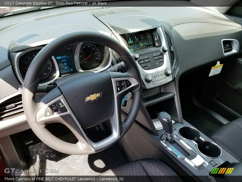 Siren Red Tintcoat / Jet Black 2017 Chevrolet Equinox LT