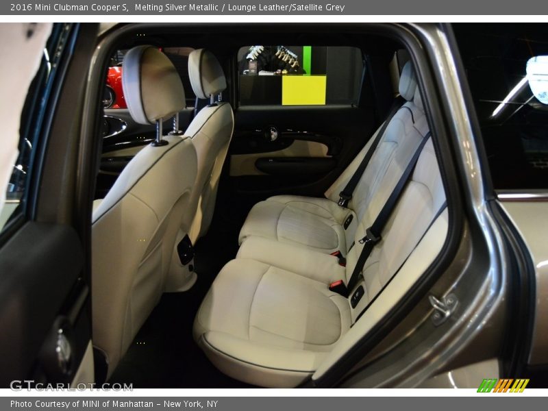 Melting Silver Metallic / Lounge Leather/Satellite Grey 2016 Mini Clubman Cooper S