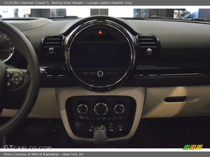 Melting Silver Metallic / Lounge Leather/Satellite Grey 2016 Mini Clubman Cooper S