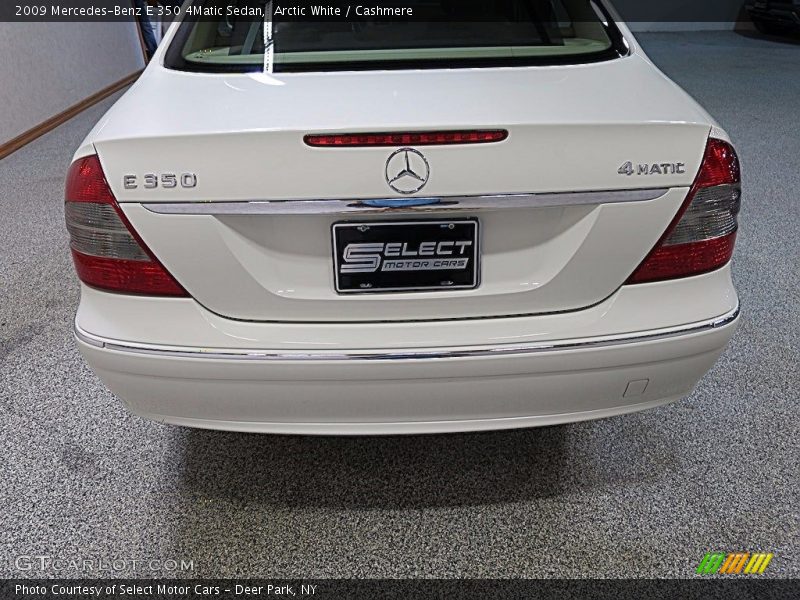 Arctic White / Cashmere 2009 Mercedes-Benz E 350 4Matic Sedan