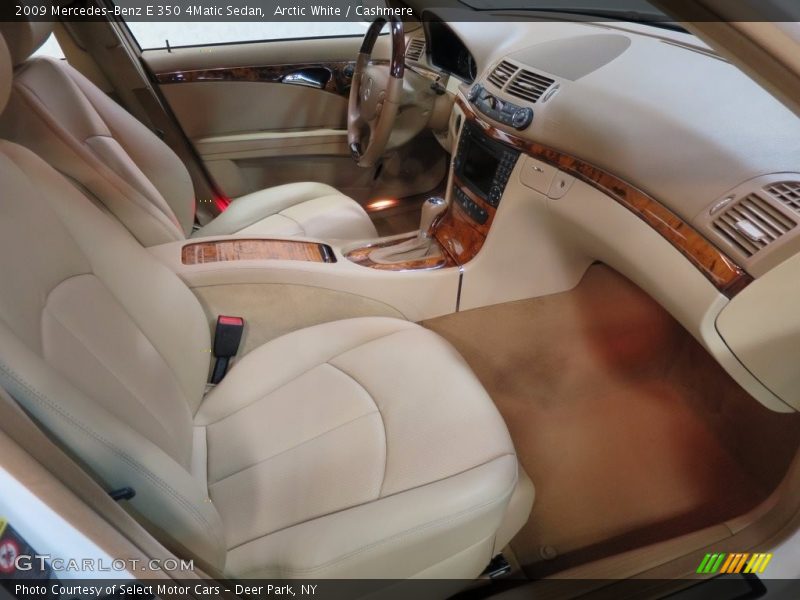 Arctic White / Cashmere 2009 Mercedes-Benz E 350 4Matic Sedan
