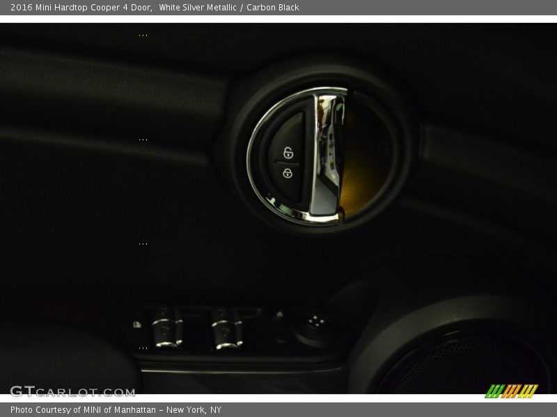 White Silver Metallic / Carbon Black 2016 Mini Hardtop Cooper 4 Door