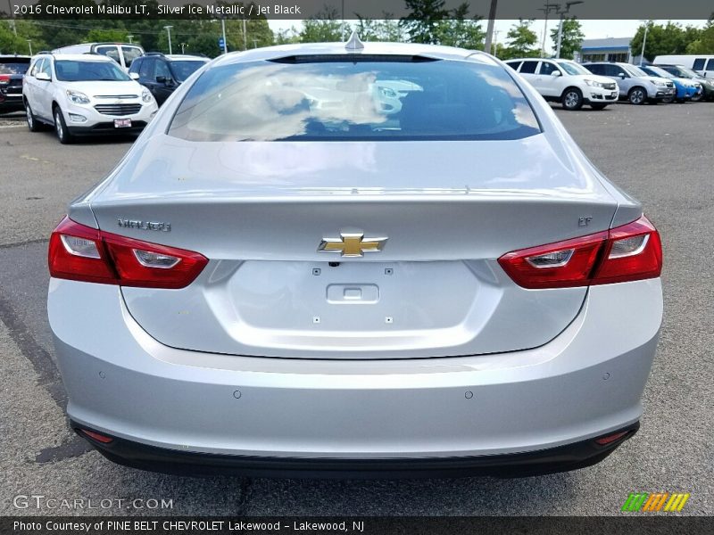 Silver Ice Metallic / Jet Black 2016 Chevrolet Malibu LT