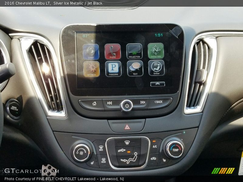Silver Ice Metallic / Jet Black 2016 Chevrolet Malibu LT