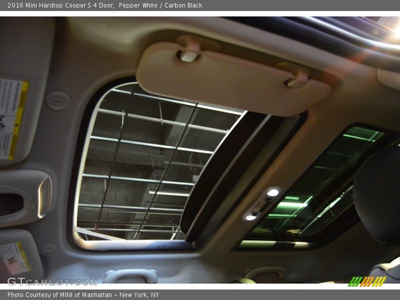 Pepper White / Carbon Black 2016 Mini Hardtop Cooper S 4 Door