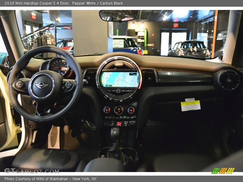 Pepper White / Carbon Black 2016 Mini Hardtop Cooper S 4 Door