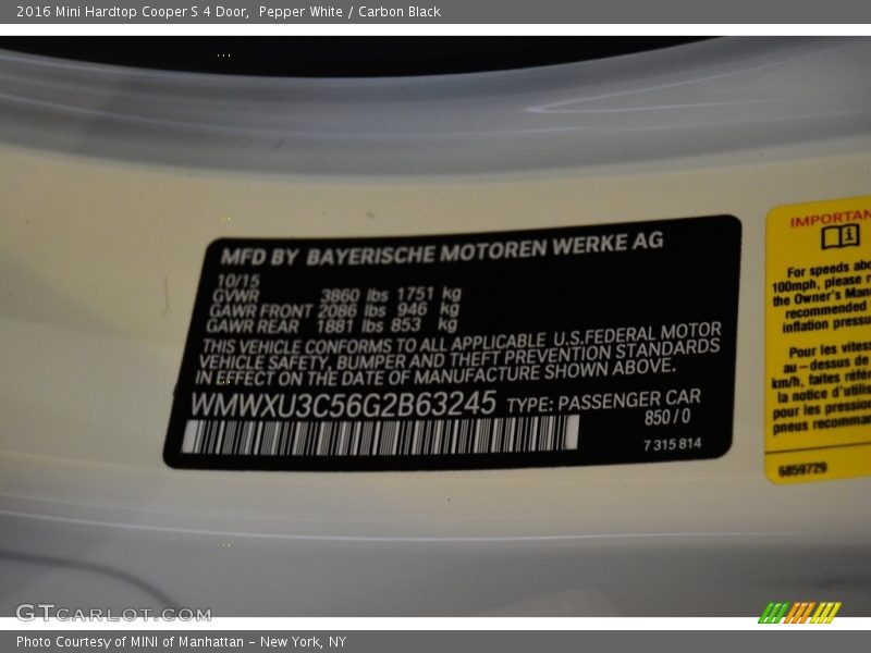 Pepper White / Carbon Black 2016 Mini Hardtop Cooper S 4 Door