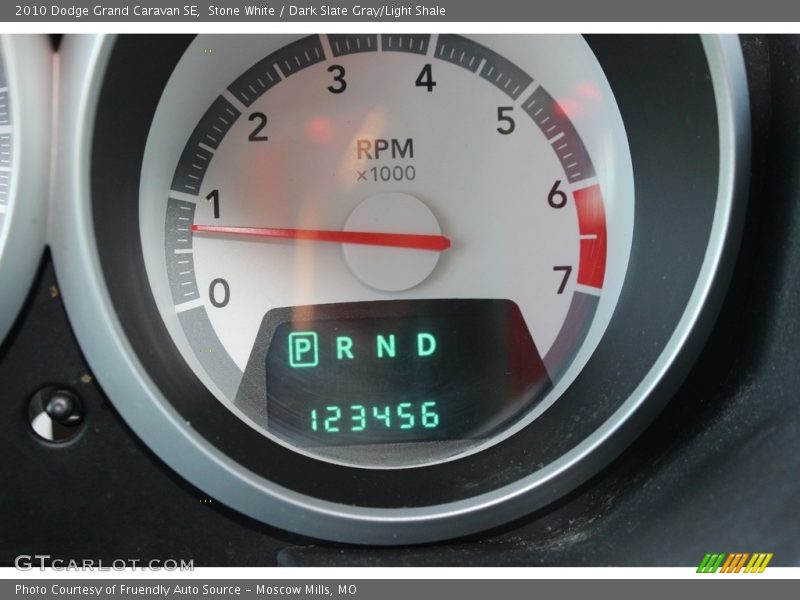 Stone White / Dark Slate Gray/Light Shale 2010 Dodge Grand Caravan SE
