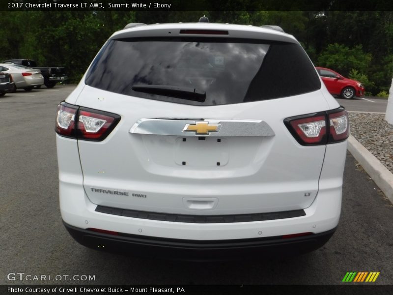 Summit White / Ebony 2017 Chevrolet Traverse LT AWD
