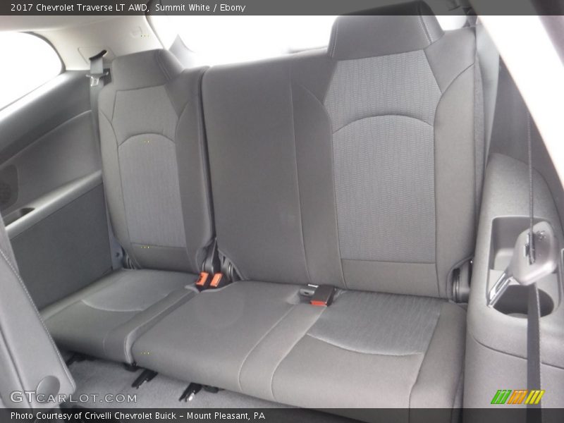 Summit White / Ebony 2017 Chevrolet Traverse LT AWD