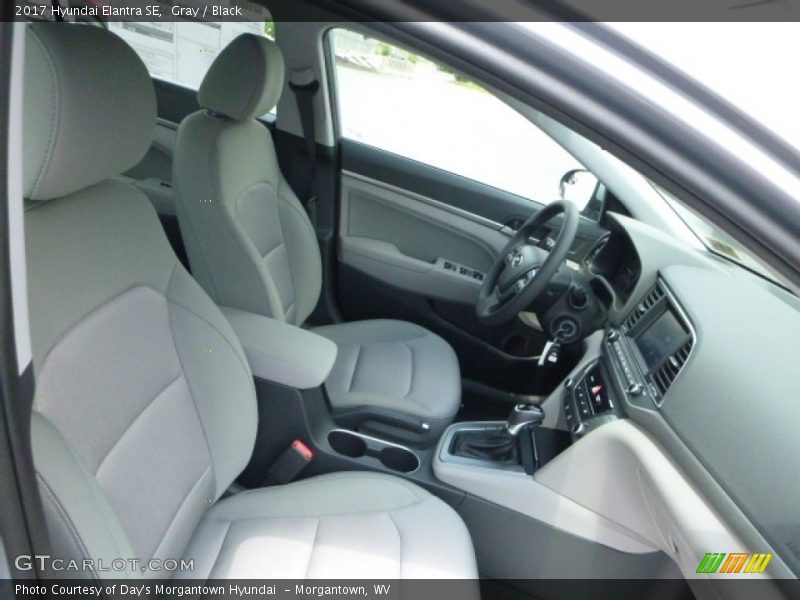 Gray / Black 2017 Hyundai Elantra SE