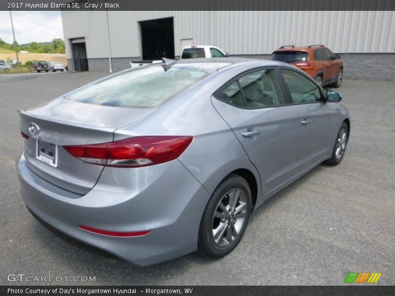 Gray / Black 2017 Hyundai Elantra SE