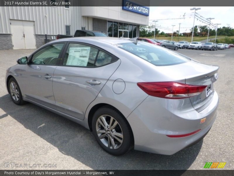 Gray / Black 2017 Hyundai Elantra SE