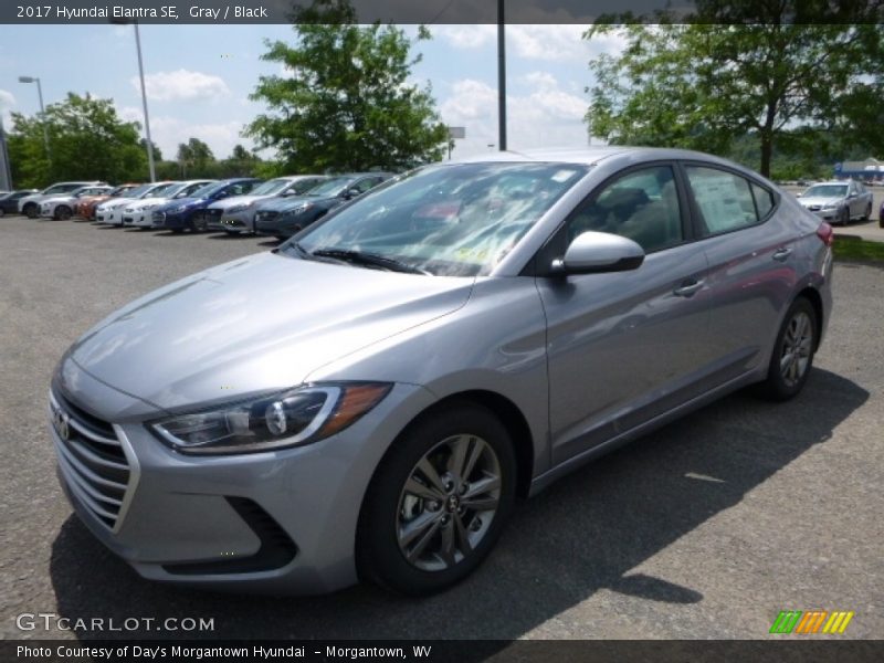 Gray / Black 2017 Hyundai Elantra SE