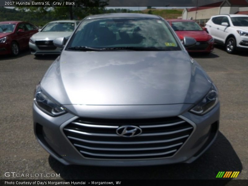Gray / Black 2017 Hyundai Elantra SE