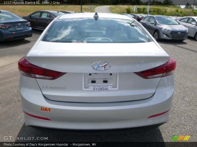 Silver / Gray 2017 Hyundai Elantra SE