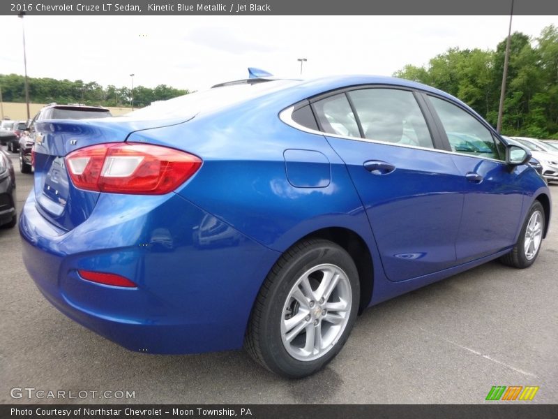 Kinetic Blue Metallic / Jet Black 2016 Chevrolet Cruze LT Sedan
