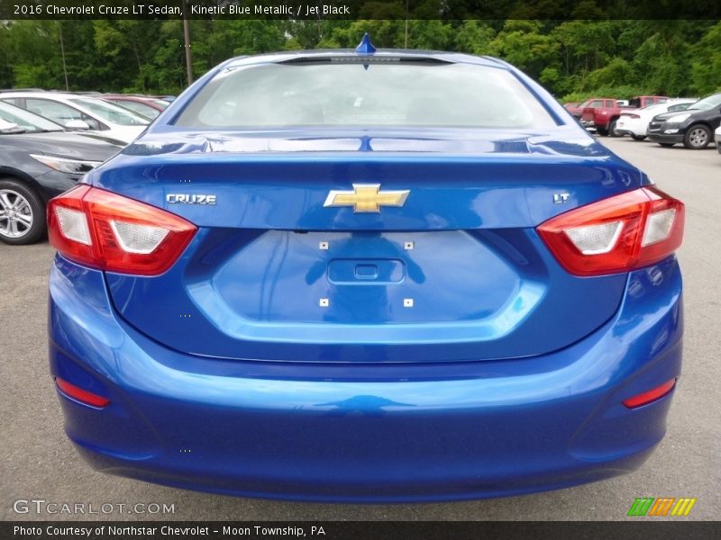 Kinetic Blue Metallic / Jet Black 2016 Chevrolet Cruze LT Sedan