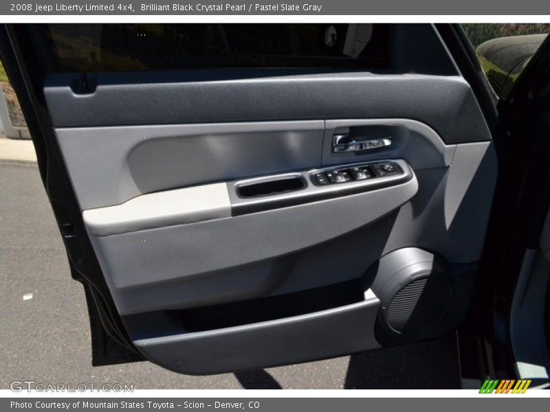 Brilliant Black Crystal Pearl / Pastel Slate Gray 2008 Jeep Liberty Limited 4x4