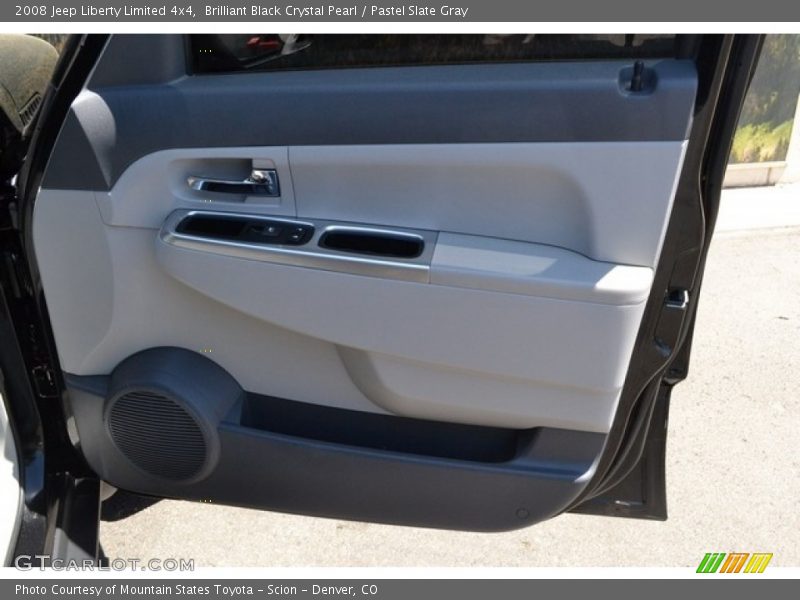 Brilliant Black Crystal Pearl / Pastel Slate Gray 2008 Jeep Liberty Limited 4x4