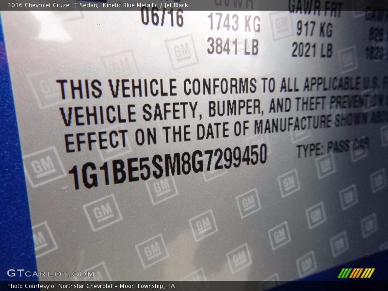 Kinetic Blue Metallic / Jet Black 2016 Chevrolet Cruze LT Sedan