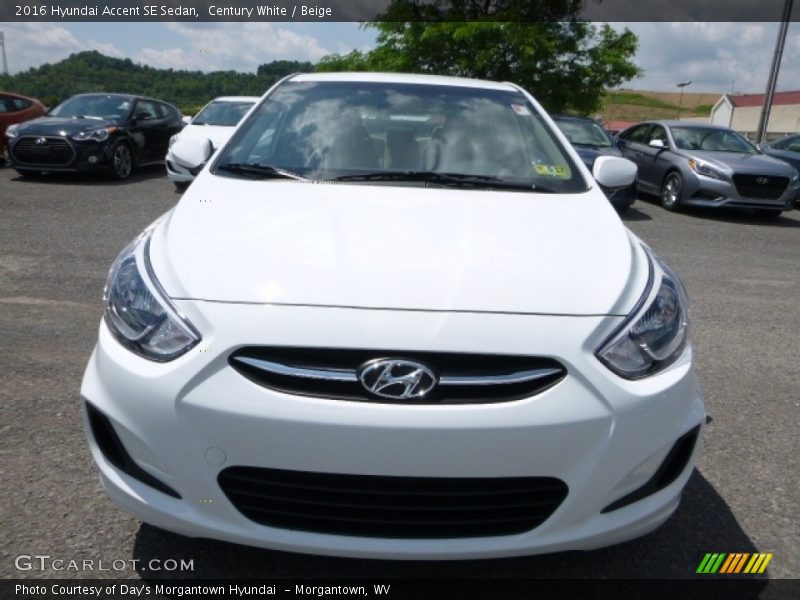 Century White / Beige 2016 Hyundai Accent SE Sedan