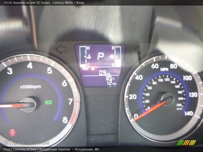 Century White / Beige 2016 Hyundai Accent SE Sedan
