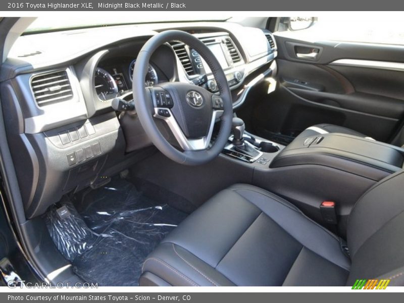 Midnight Black Metallic / Black 2016 Toyota Highlander XLE
