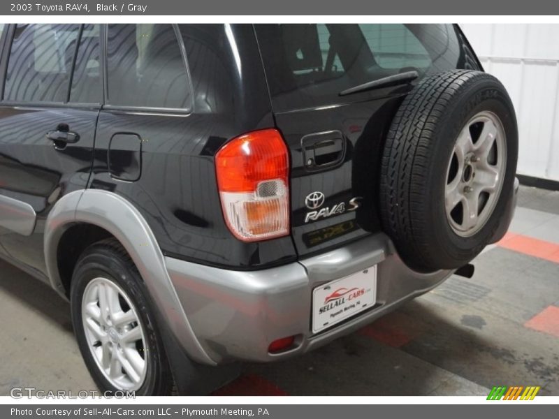 Black / Gray 2003 Toyota RAV4
