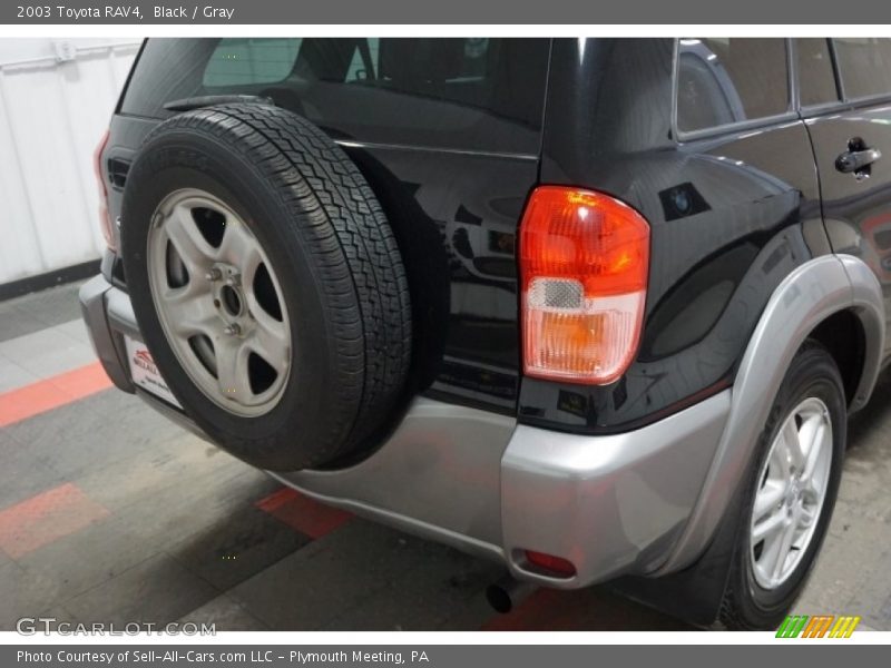 Black / Gray 2003 Toyota RAV4