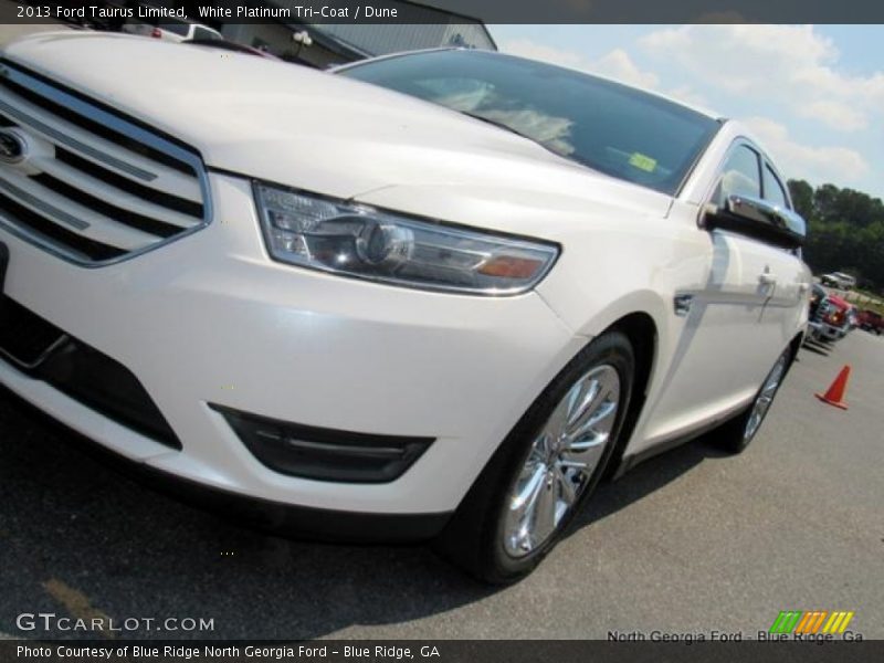 White Platinum Tri-Coat / Dune 2013 Ford Taurus Limited